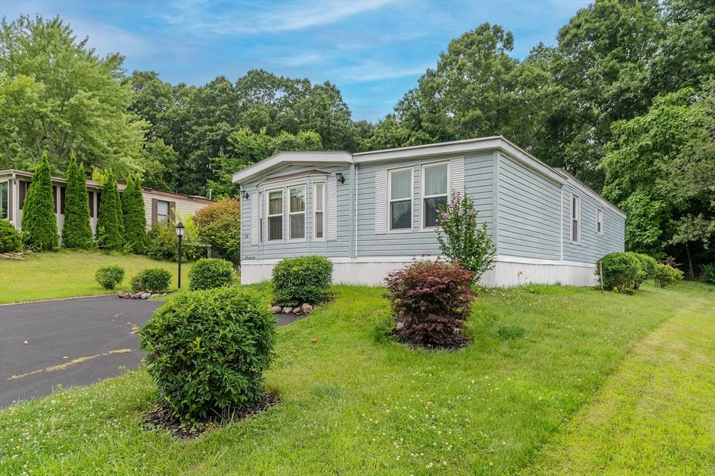 59 Clayton Drive, West Springfield, MA 01089