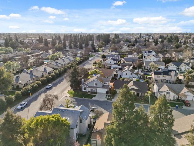 7305 N Woodrow, Fresno, CA 93720