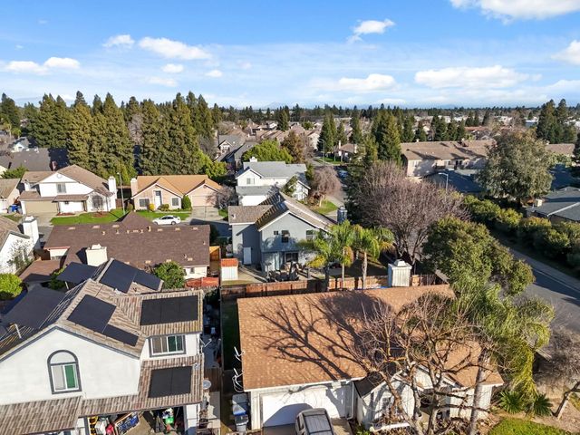 7305 N Woodrow, Fresno, CA 93720