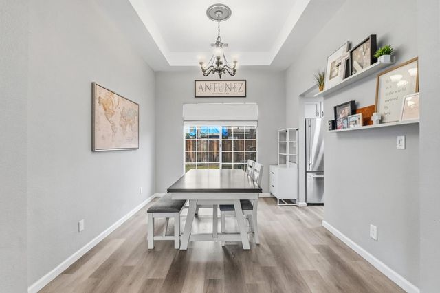 7305 N Woodrow, Fresno, CA 93720