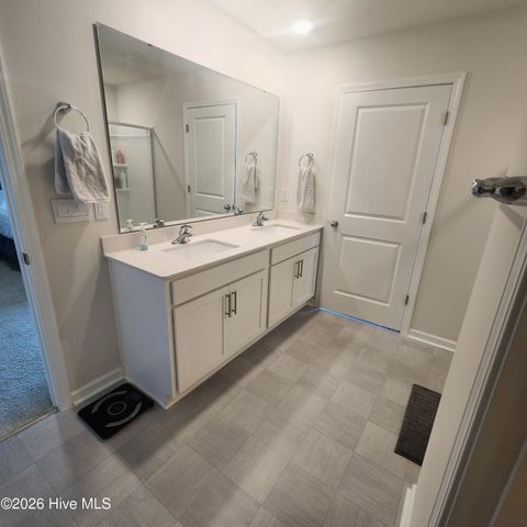 1187 Queensland Lane, Ayden, NC 28513