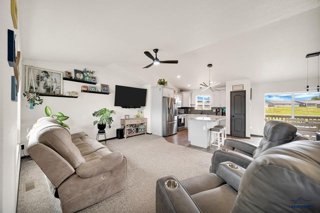 652 RACHEL LN, Box Elder, SD 57719