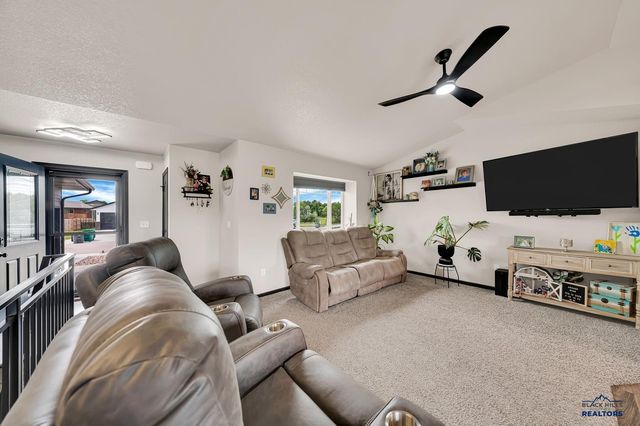652 RACHEL LN, Box Elder, SD 57719