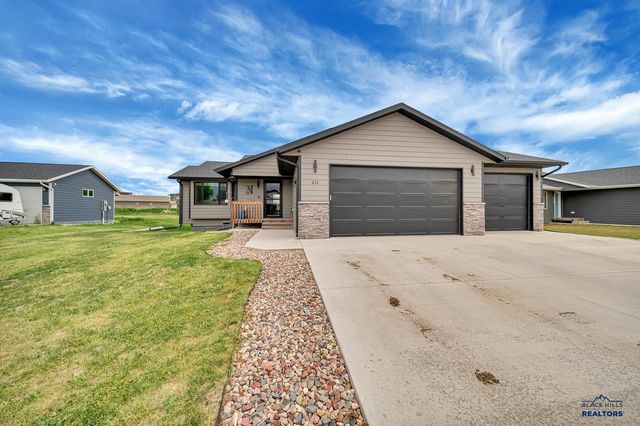 652 RACHEL LN, Box Elder, SD 57719