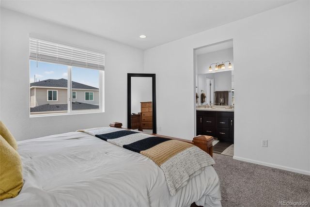 1657 S Andes Way, Aurora, CO 80017