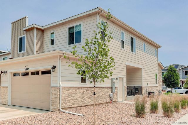 1657 S Andes Way, Aurora, CO 80017