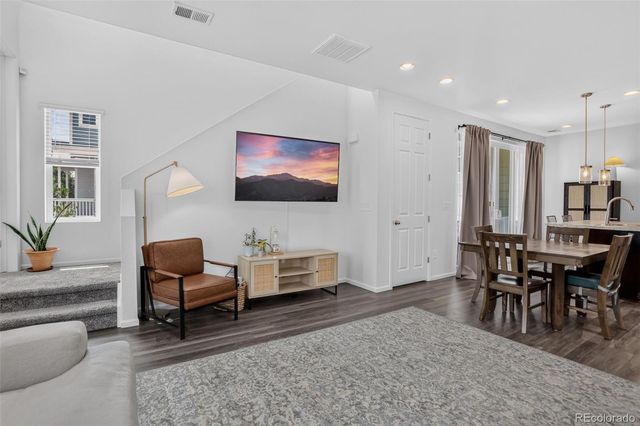 1657 S Andes Way, Aurora, CO 80017