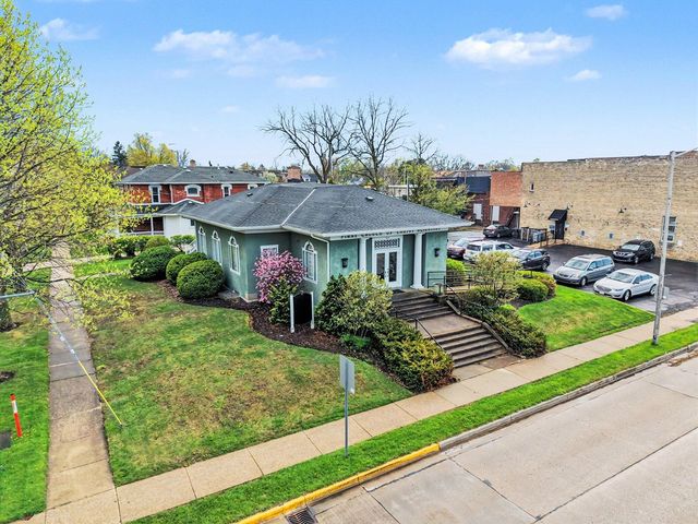 624 Phoenix Street, South Haven, MI 49090