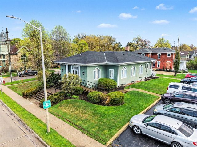 624 Phoenix Street, South Haven, MI 49090
