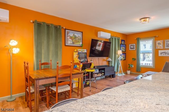 22 Hamilton St, Somerville Boro, NJ 08876