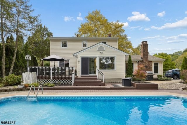 87 Webster Dr, Wayne Twp., NJ 07470