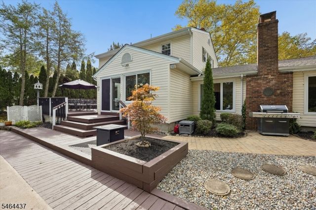 87 Webster Dr, Wayne Twp., NJ 07470