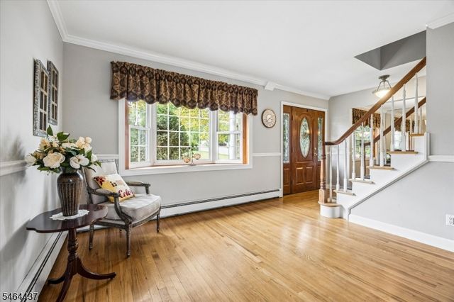 87 Webster Dr, Wayne Twp., NJ 07470