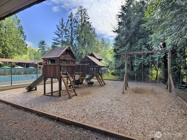 133 E Barnacle Boulevard, Shelton, WA 98584