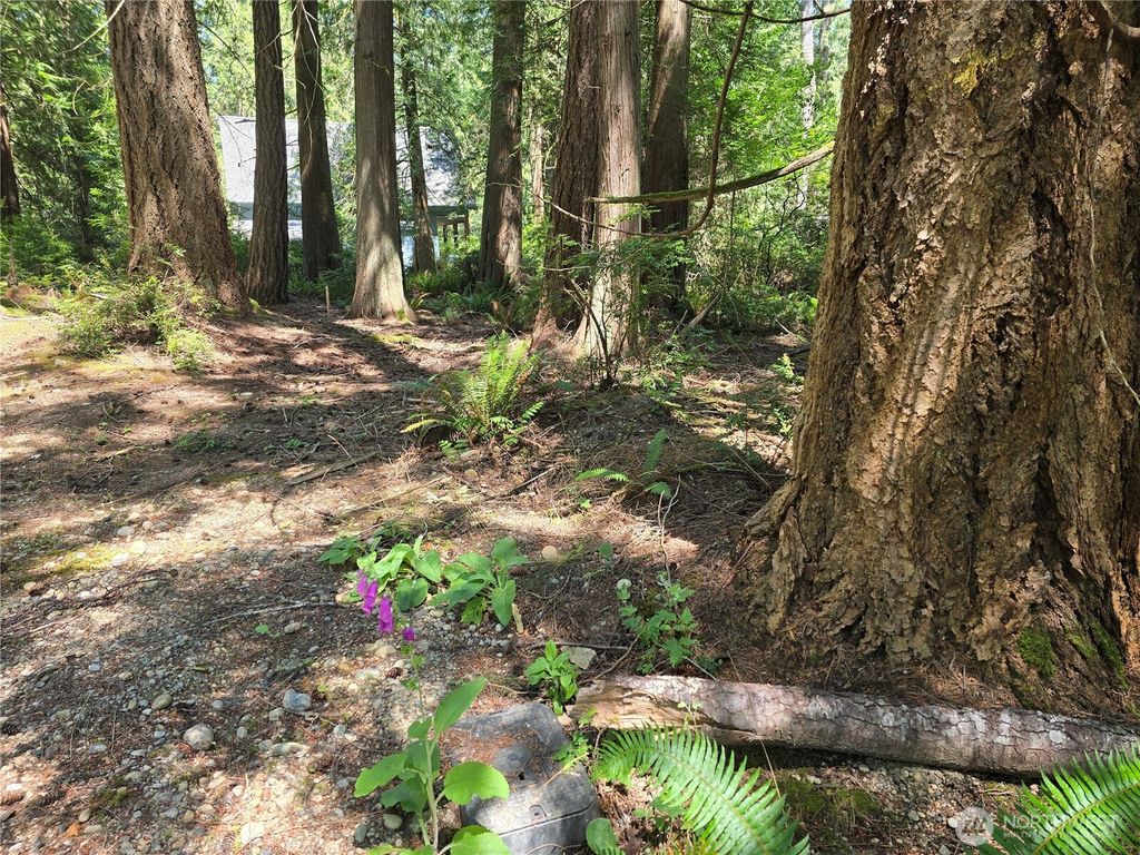 133 E Barnacle Boulevard, Shelton, WA 98584