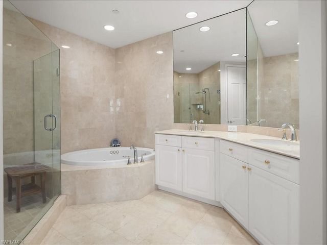 1069 Bald Eagle DR S401, Marco Island, FL 34145