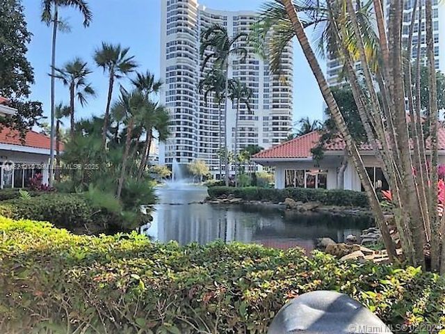 3530 Mystic Pointe Dr 2108, Aventura, FL 33180