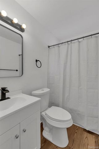 25636 Norfolk Street, Dearborn Heights, MI 48125