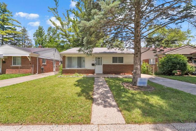 25636 Norfolk Street, Dearborn Heights, MI 48125
