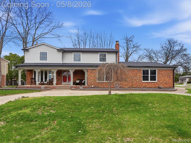20145 Scarlet Court, Clinton Charter Township, MI 48036