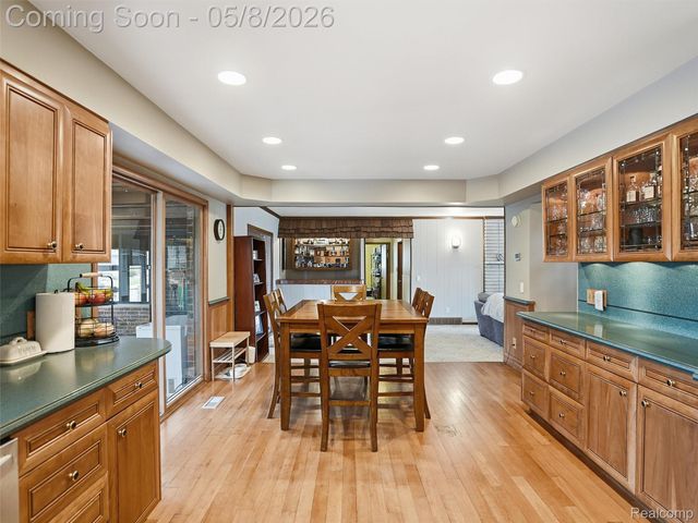 20145 Scarlet Court, Clinton Charter Township, MI 48036