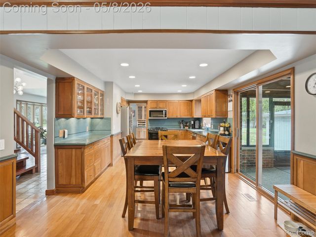20145 Scarlet Court, Clinton Charter Township, MI 48036