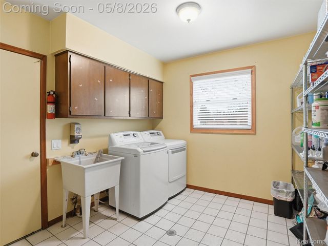 20145 Scarlet Court, Clinton Charter Township, MI 48036