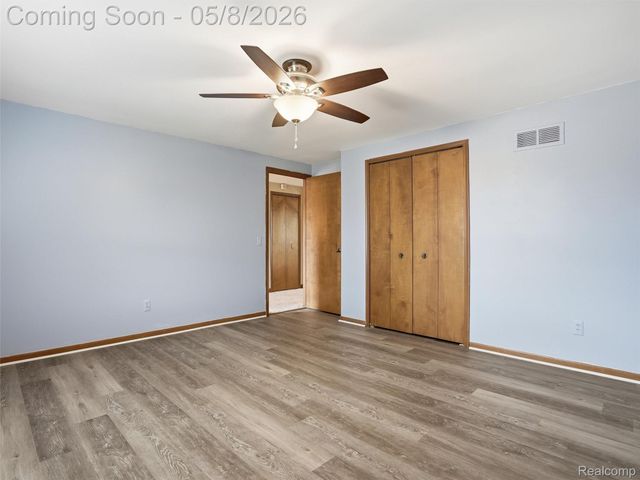 20145 Scarlet Court, Clinton Charter Township, MI 48036