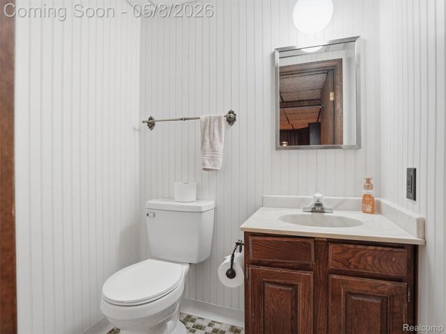 20145 Scarlet Court, Clinton Charter Township, MI 48036