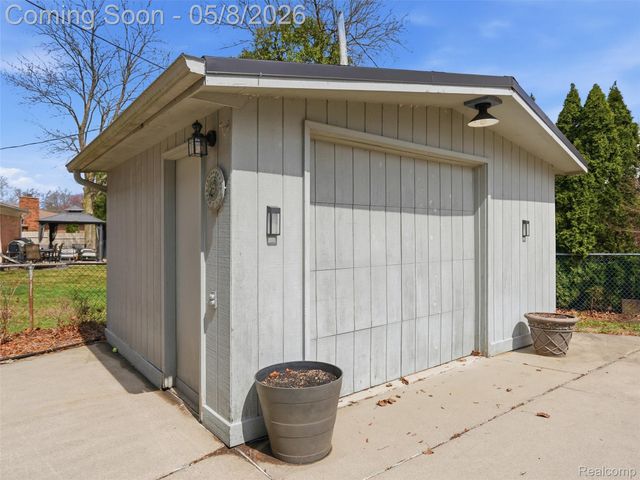 20145 Scarlet Court, Clinton Charter Township, MI 48036