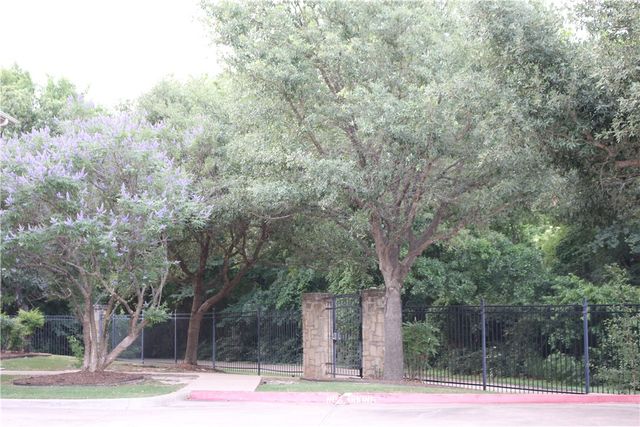 305 Holleman Drive E 1504, College Station, TX 77840