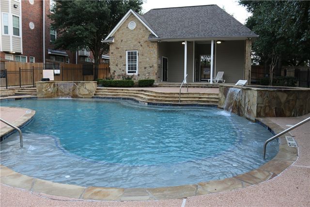 305 Holleman Drive E 1504, College Station, TX 77840