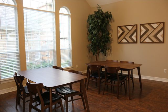 305 Holleman Drive E 1504, College Station, TX 77840