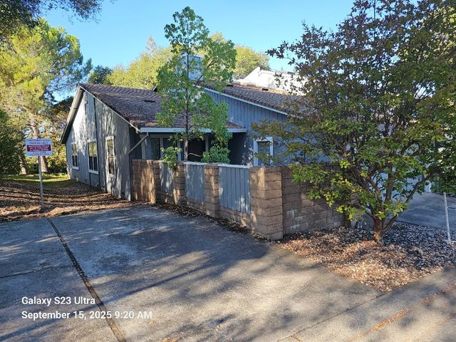 3088 Emerald Ct, Cameron Park, CA 95682