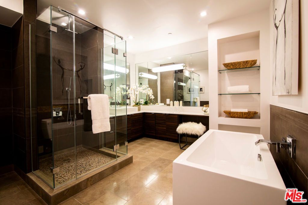 1015 Figueroa Terrace 22, Los Angeles, CA 90012 — photo 3