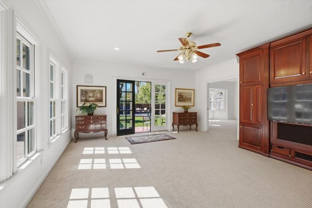883 Riverside Drive, San Jose, CA 95125