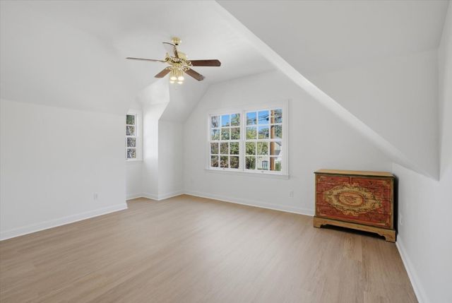 883 Riverside Drive, San Jose, CA 95125
