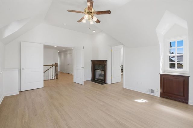 883 Riverside Drive, San Jose, CA 95125