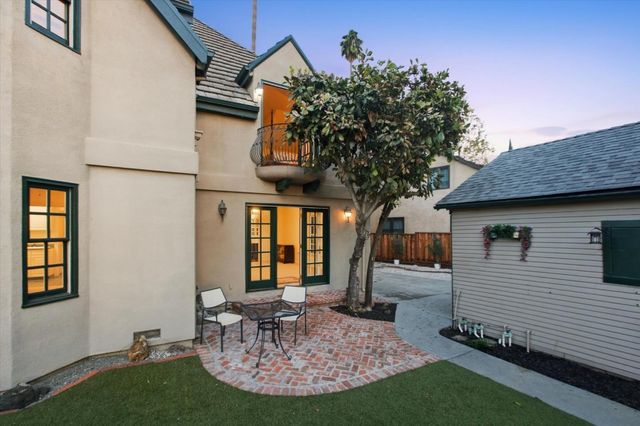 883 Riverside Drive, San Jose, CA 95125