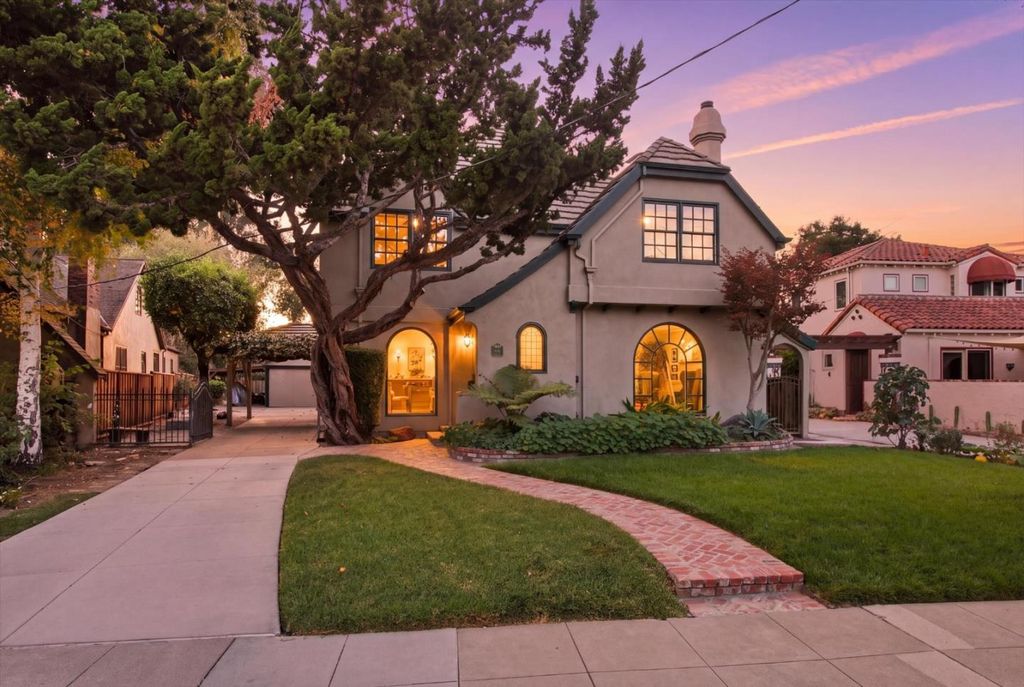 883 Riverside Drive, San Jose, CA 95125