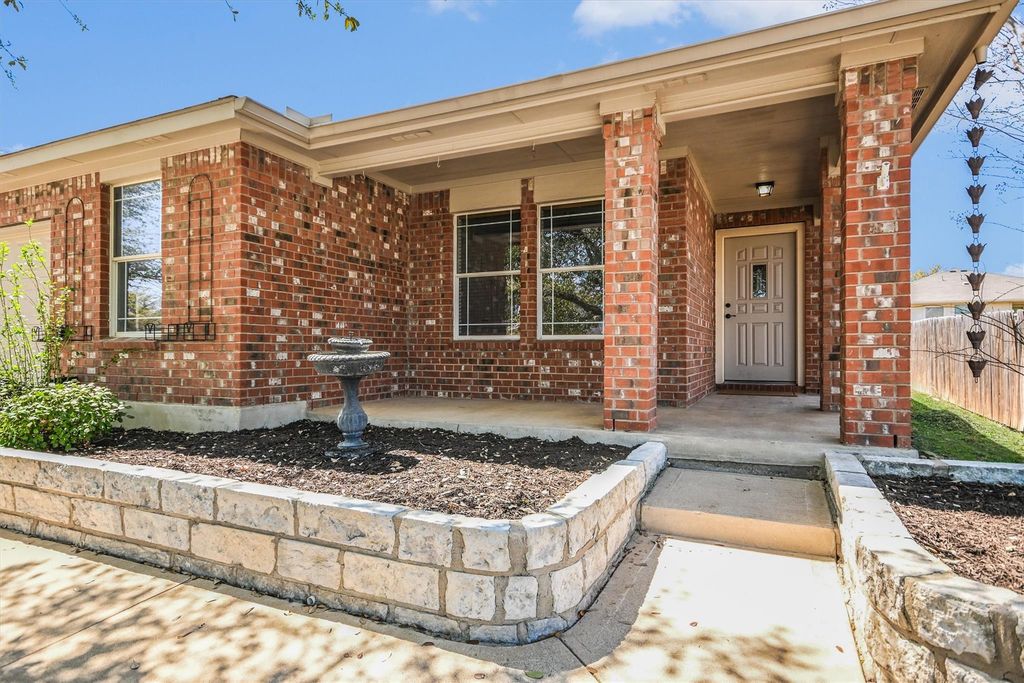 201 Woodley RD, Leander, TX 78641