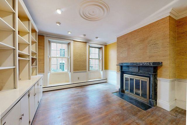 37 Mt Vernon St 1, Boston, MA 02108