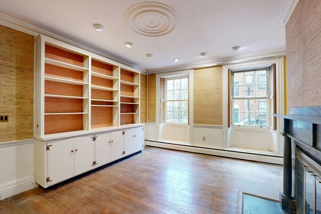 37 Mt Vernon St 1, Boston, MA 02108