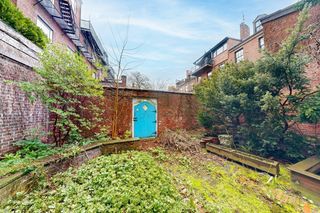 37 Mt Vernon St 1, Boston, MA 02108