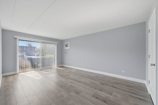 18205 HART Drive 3A, Homewood, IL 60430