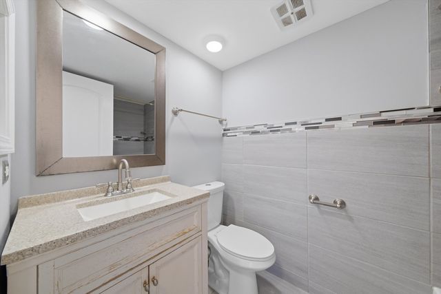18205 HART Drive 3A, Homewood, IL 60430