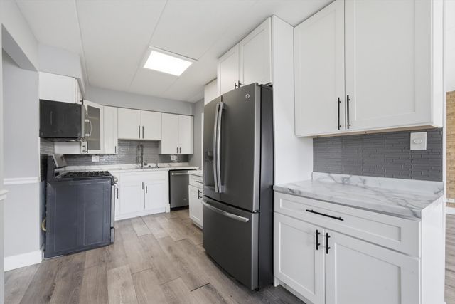 18205 HART Drive 3A, Homewood, IL 60430