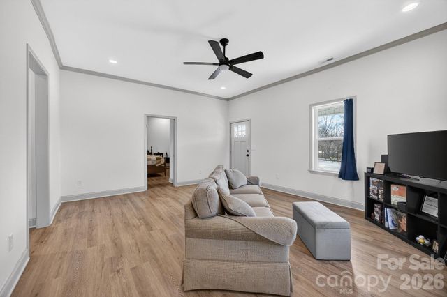 723 Dale Earnhardt Boulevard, Kannapolis, NC 28081