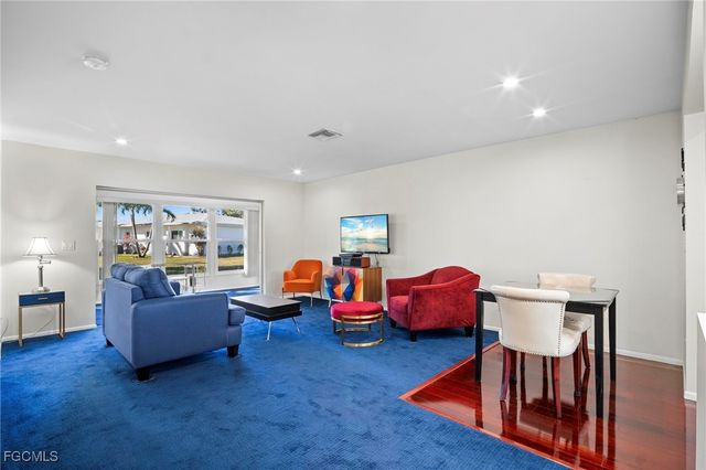 8608 Granada CT, Fort Myers, FL 33907