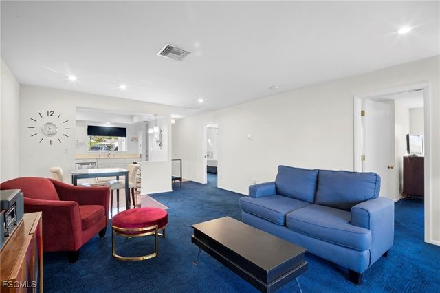 8608 Granada CT, Fort Myers, FL 33907